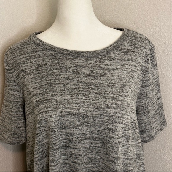 ENOUGH About Me Short Sleeve High Low Split Back Sweater SZ L Gray - Picture 3 of 9